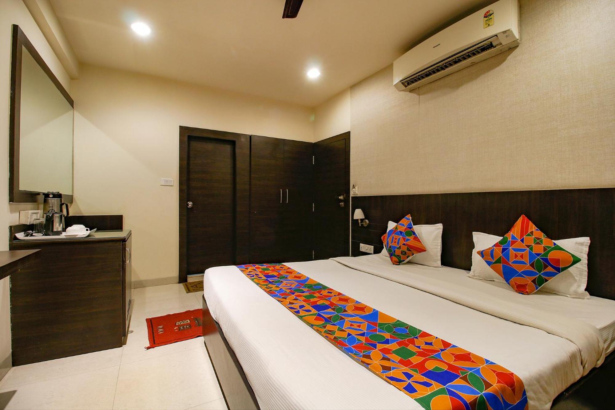 Hotel Regency Bhopal Esterno foto