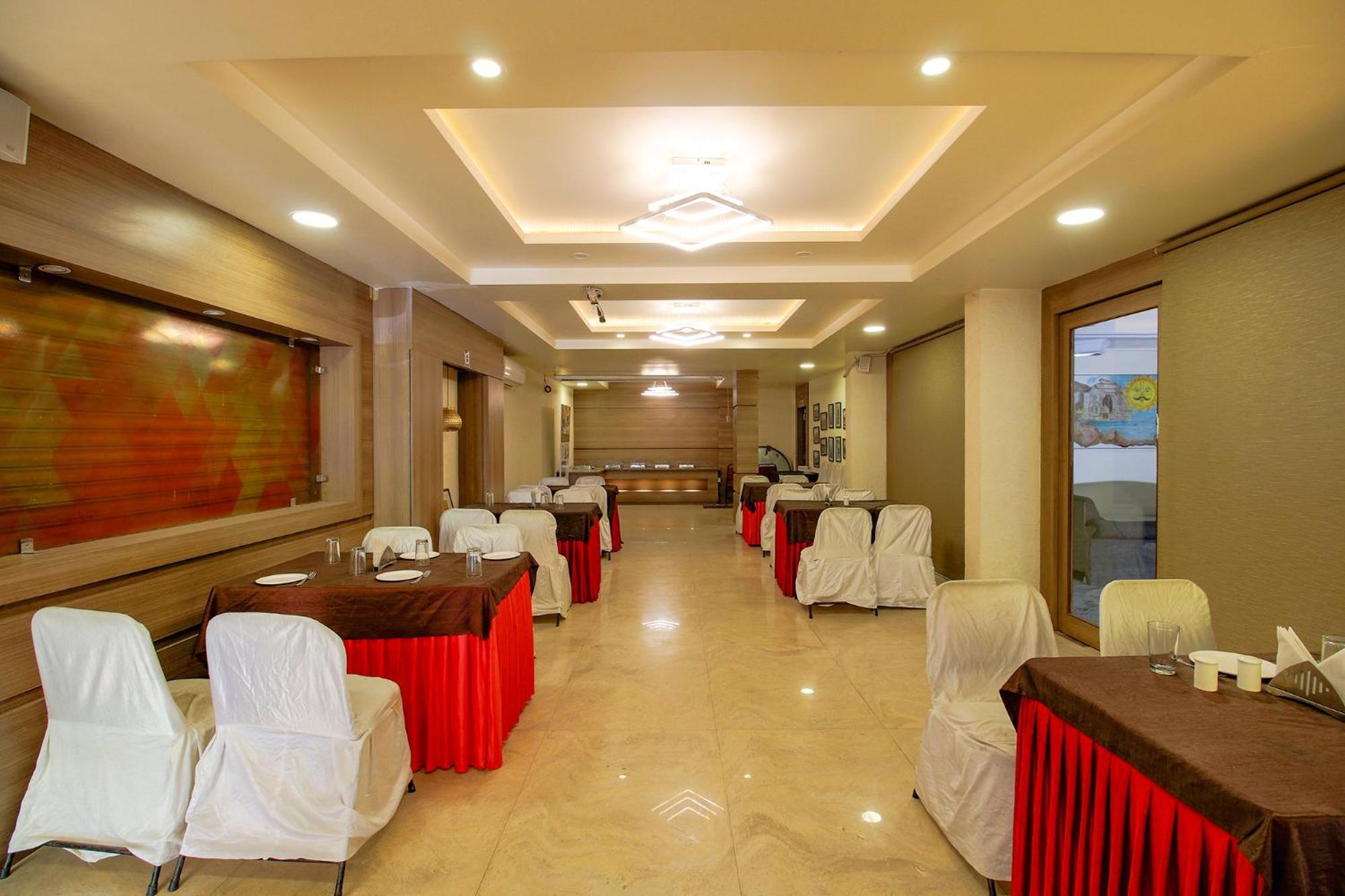 Hotel Regency Bhopal Esterno foto