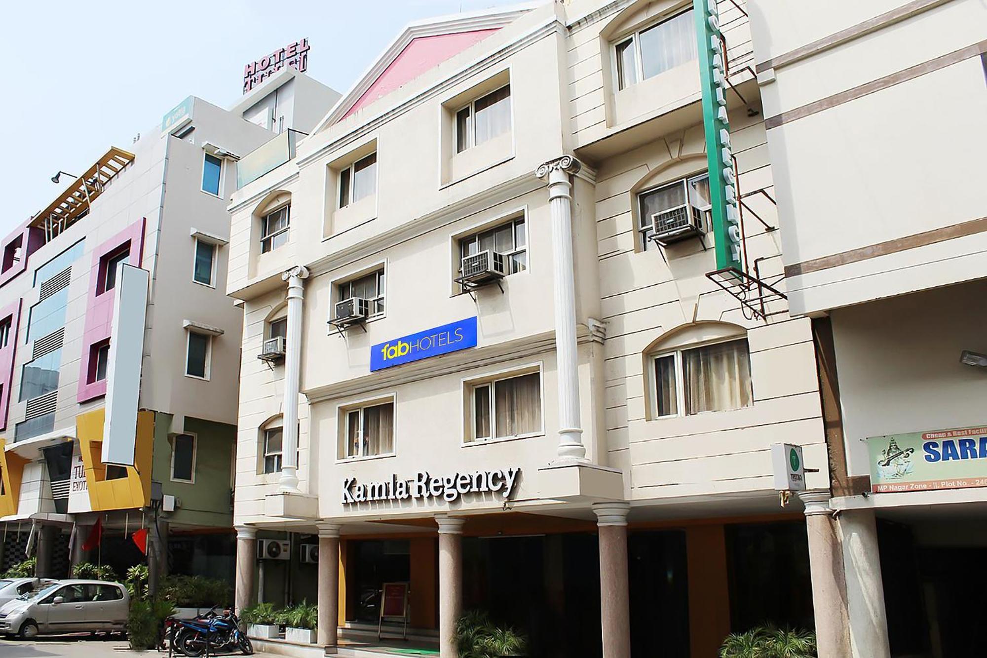 Hotel Regency Bhopal Esterno foto
